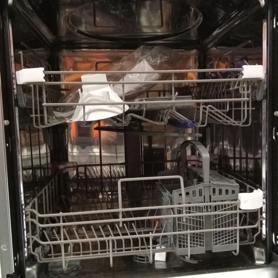 ELECTRIQ SERIES 2 INTEGRATED DISHWASHER - D-RATED BLACK CONTROL PANEL