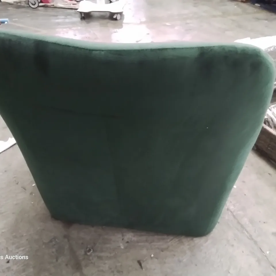 DESIGNER KENVER ACCENT CHAIR GREEN VELVET