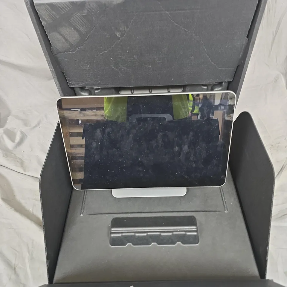 SQUARE POS STAND  – BOXED