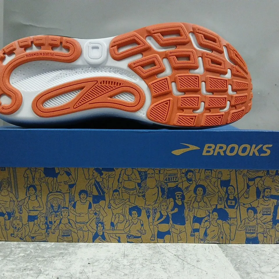 BOXED PAIR OF BROOKS ADRENALINE GTS 24 MEN'S SHOES IN BLACK/GREY/RED SIZE UK 10