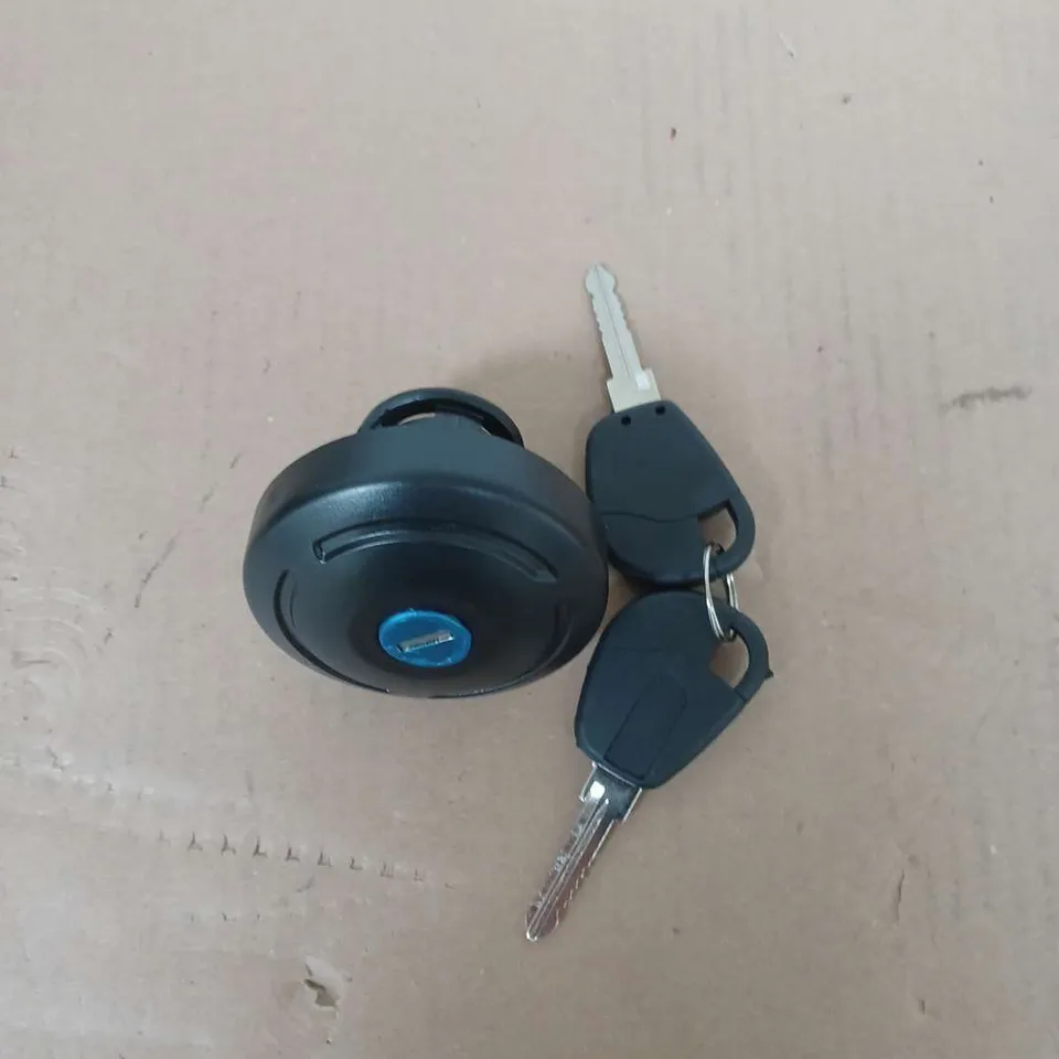 MOTORCYCLE PETROL CAP AND KEYS 