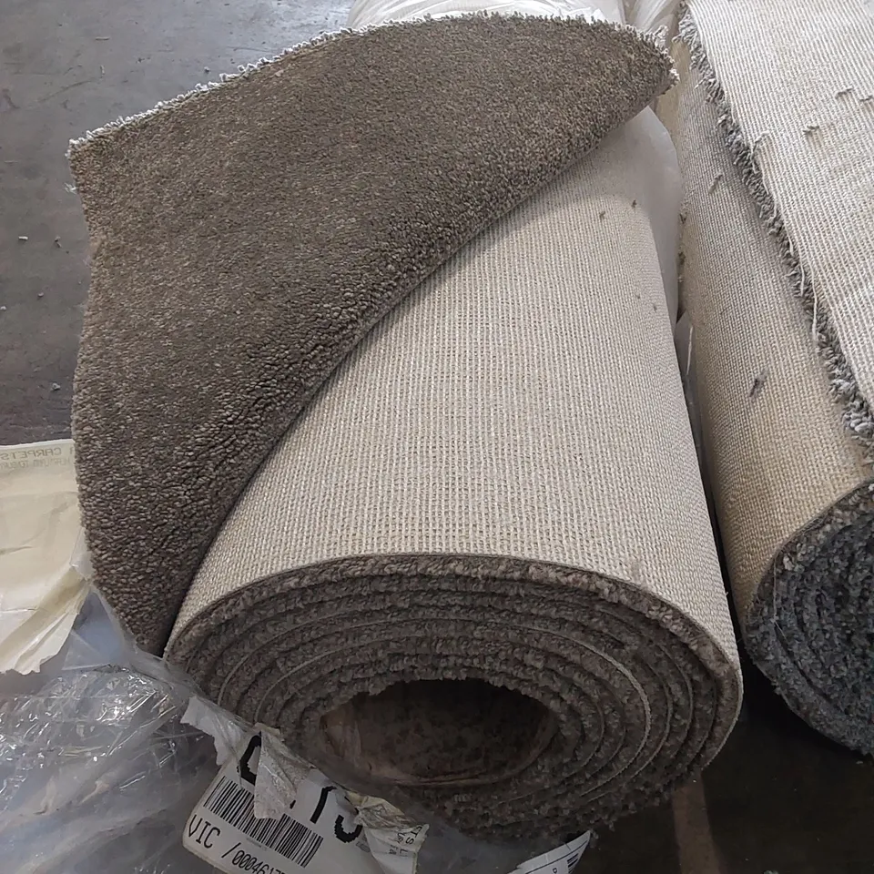 ROLL OF QUALITY EC HEARTLAND TENBURY CARPET // APPROX SIZE: 5 X 5.3m