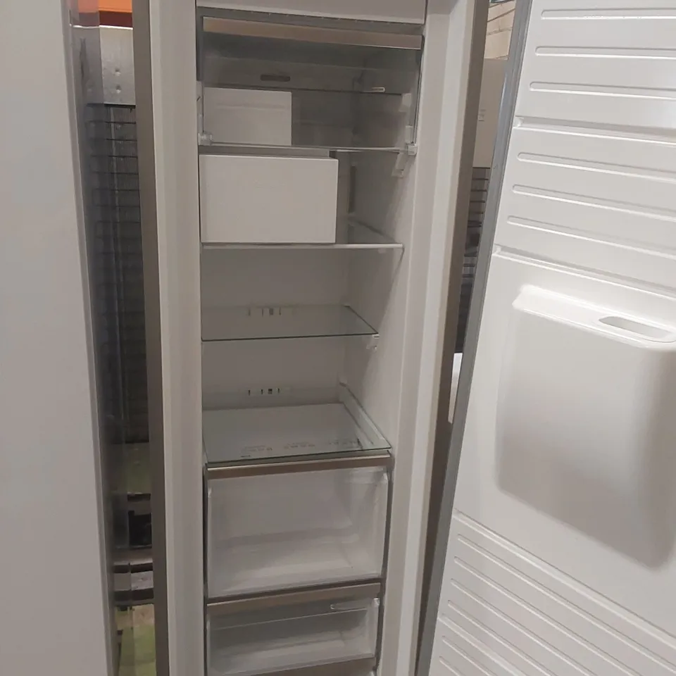 SIEMENS KE GSUW35A FREESTANDING FREEZER