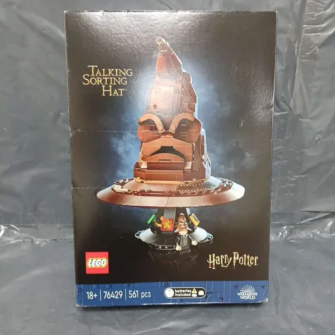 BOXED LEGO HARRY POTTER TALKING SORTING HAT 