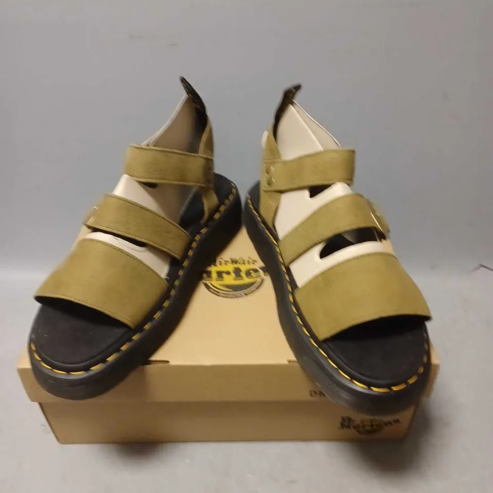 BOXED PAIR OF DR MARTEN AIRWAIR GRYPHON QUAD SANDALS - 9