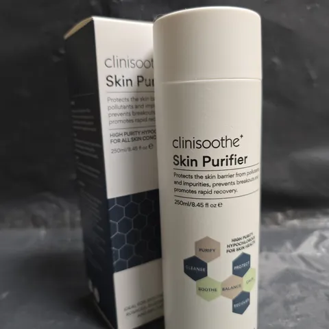 CLINISOOTHE SKIN PURIFIER (250ML)