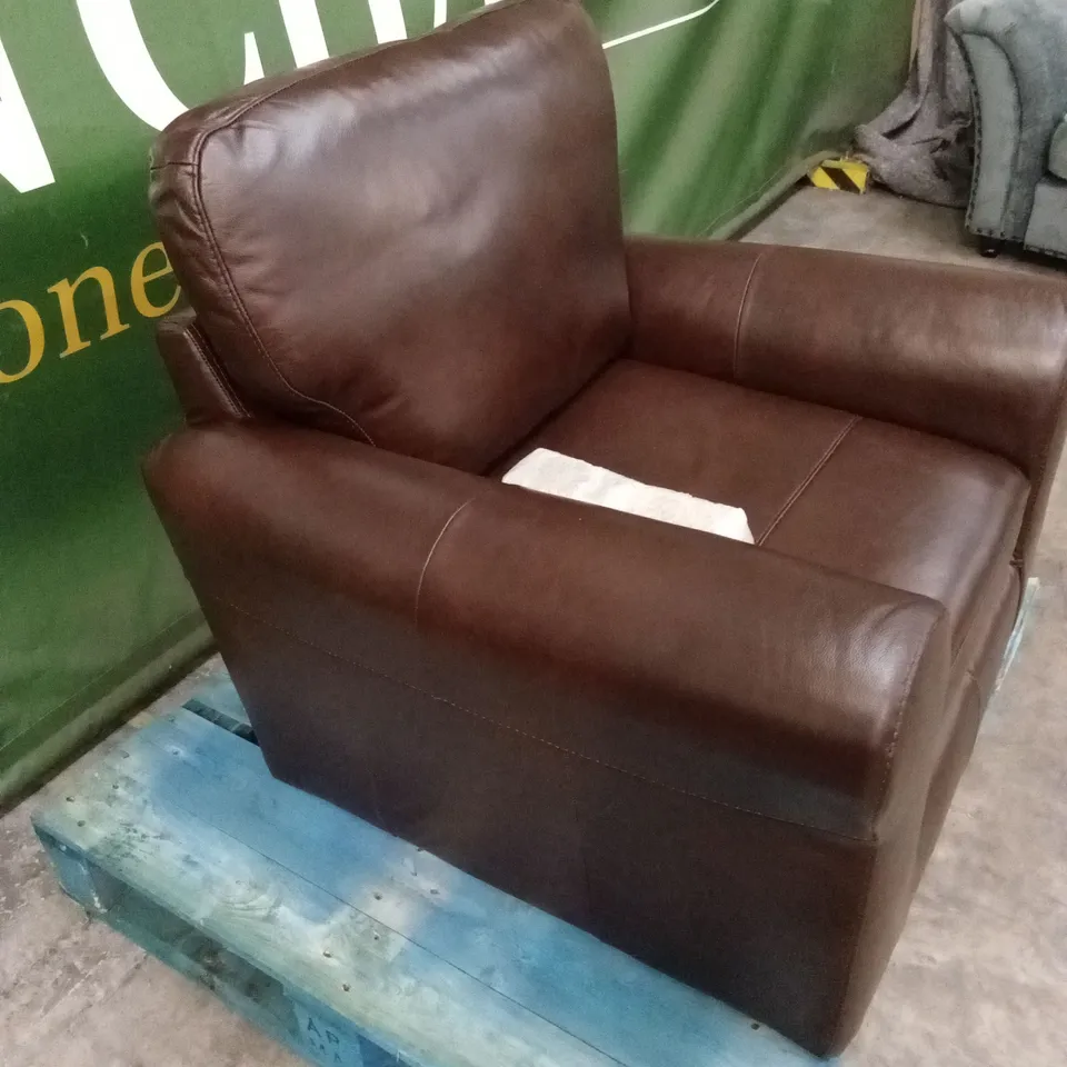 BAILEY LEATHER ARMCHAIR - CHOCOLATE  RRP £699