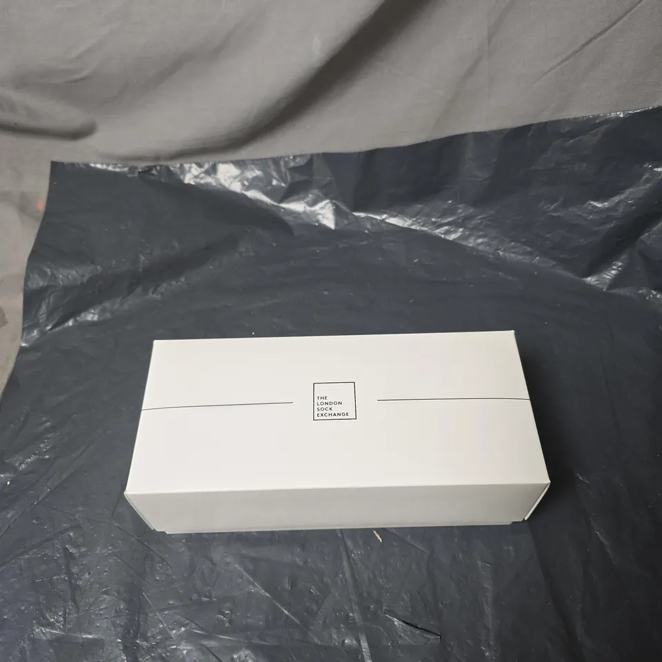 BOXED THE LONDON SOCK EXCHANGE GOLDFINGER COLLECTION - 5 PAIRS 