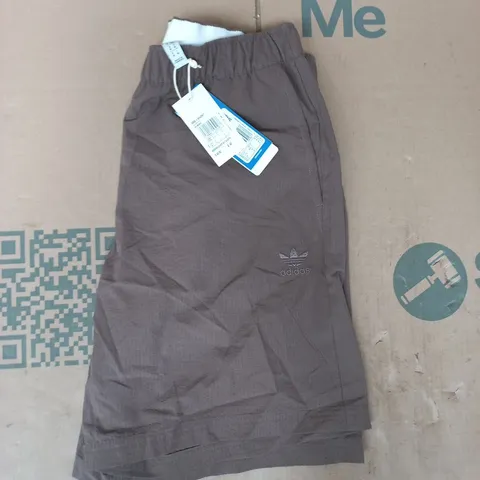 ADIDAS ESSENTIALS SHORTS IN BROWN SIZE MEDIUM