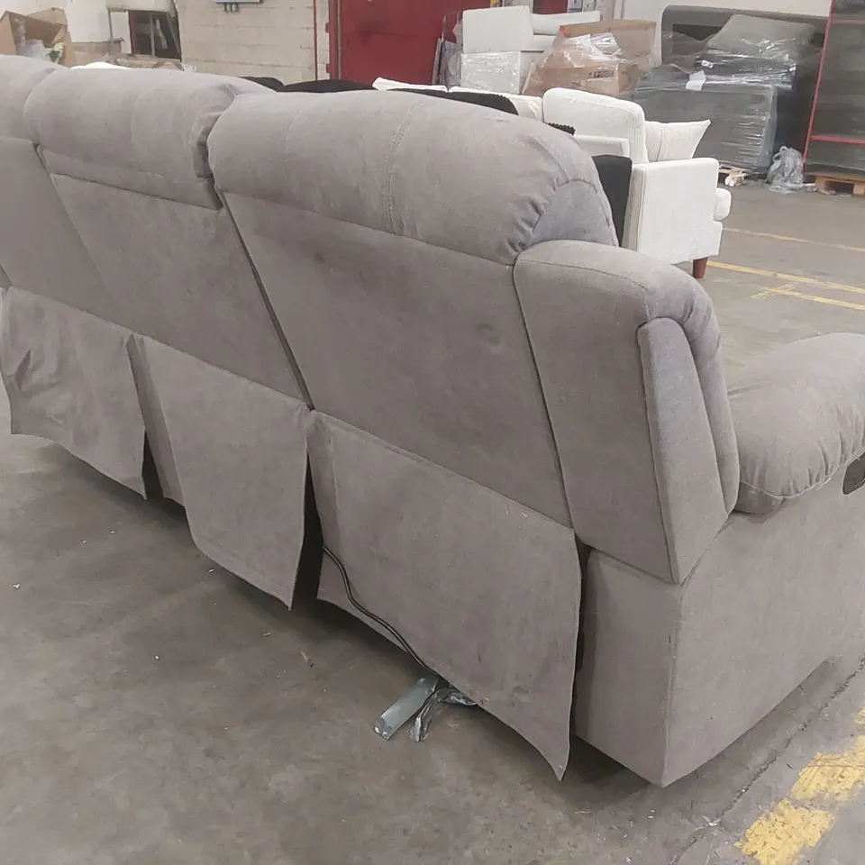 QUALITY DESIGNER FABRIC UPHOLSTERED 3 SEATER MANUAL RECLINER SOFA WITH POWER OUTLET