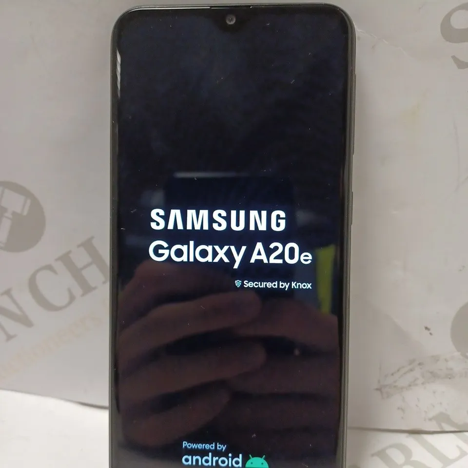 SAMSUNG GALAXY A20E MOBILE PHONE IN BLACK