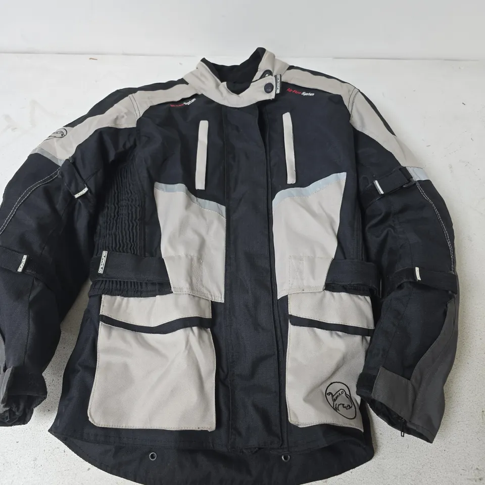 BUFFALO OUTDOOR MOTORCYCLE TOURING JACKET IN BLACK/LIGHT GREY –  UK SIZE 12