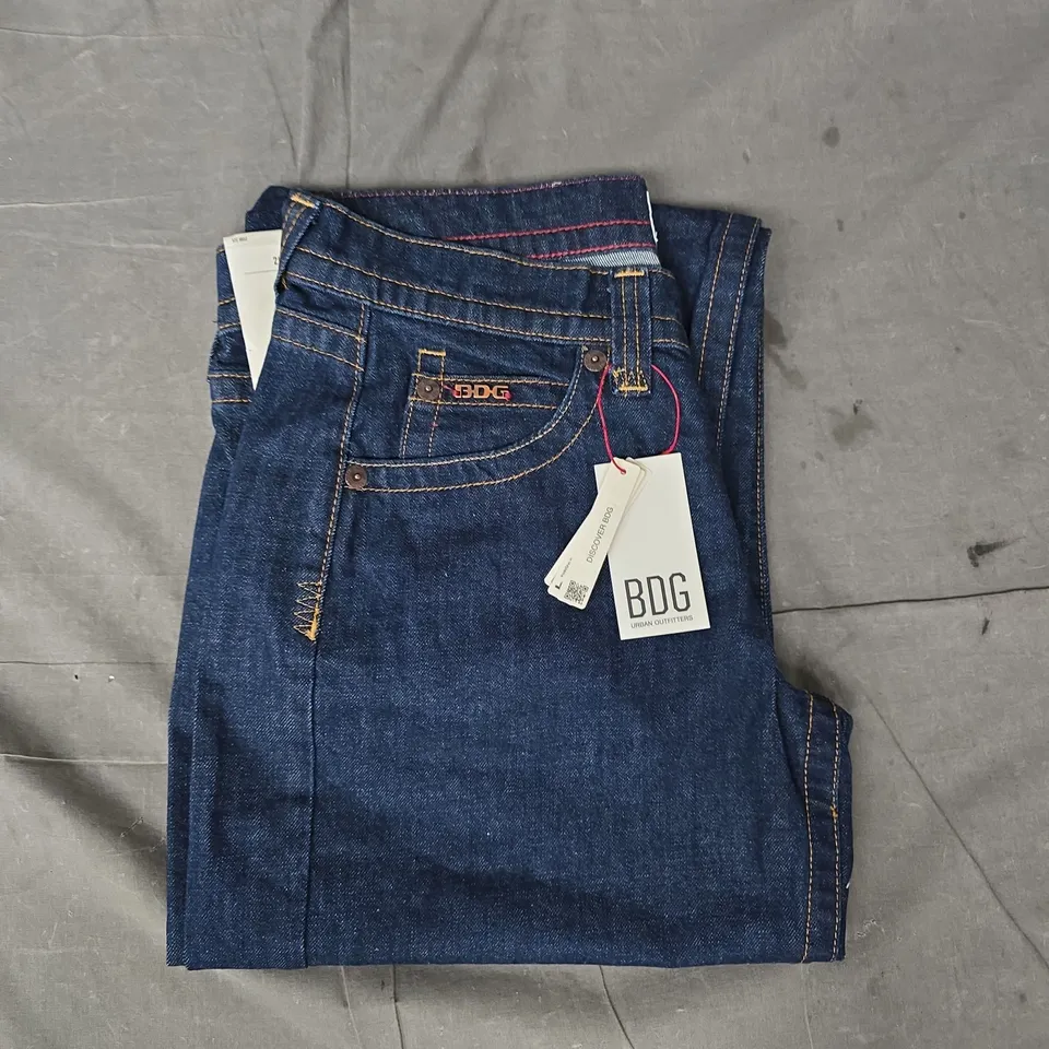 BDG KAYLA LOWRIDER JEANS IN DARK BLUE SIZE 29/32