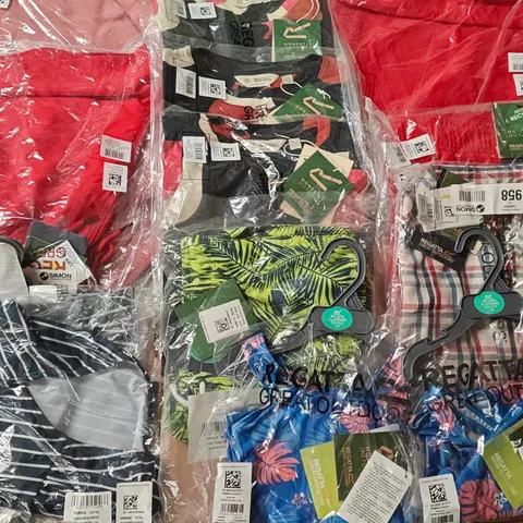 LOT OF 13 ASSORTED BRAND NEW REGATTA ITEMS IN VARIOUS STYLES AND SIZES