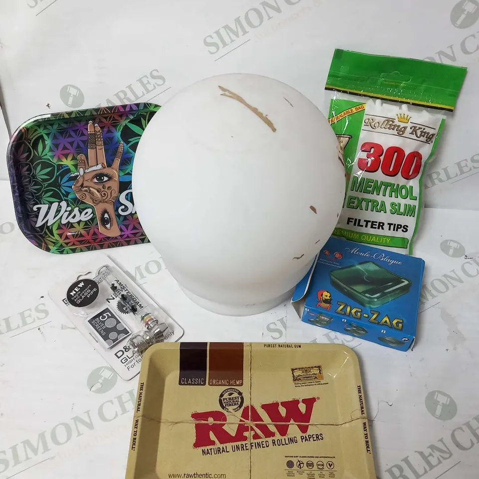 ASSORTED SMOKING PARAPHANALIA 