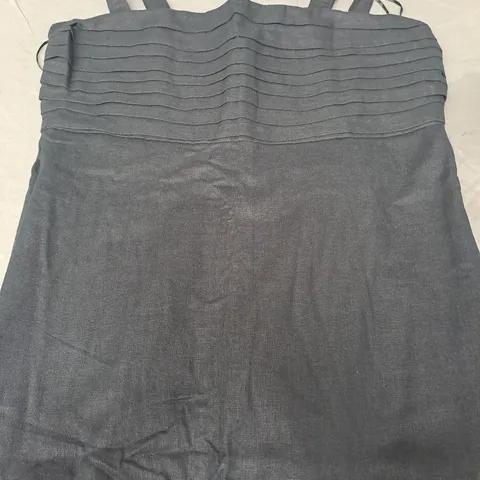 ABERCROMBIE & FITCH DRESS IN BLACK SIZE LARGE