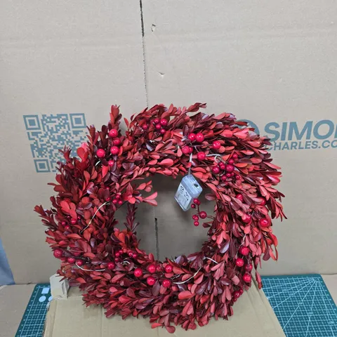 ARTIFICIAL RED BERRY WREATH – DECORATIVE INDOOR WREATH