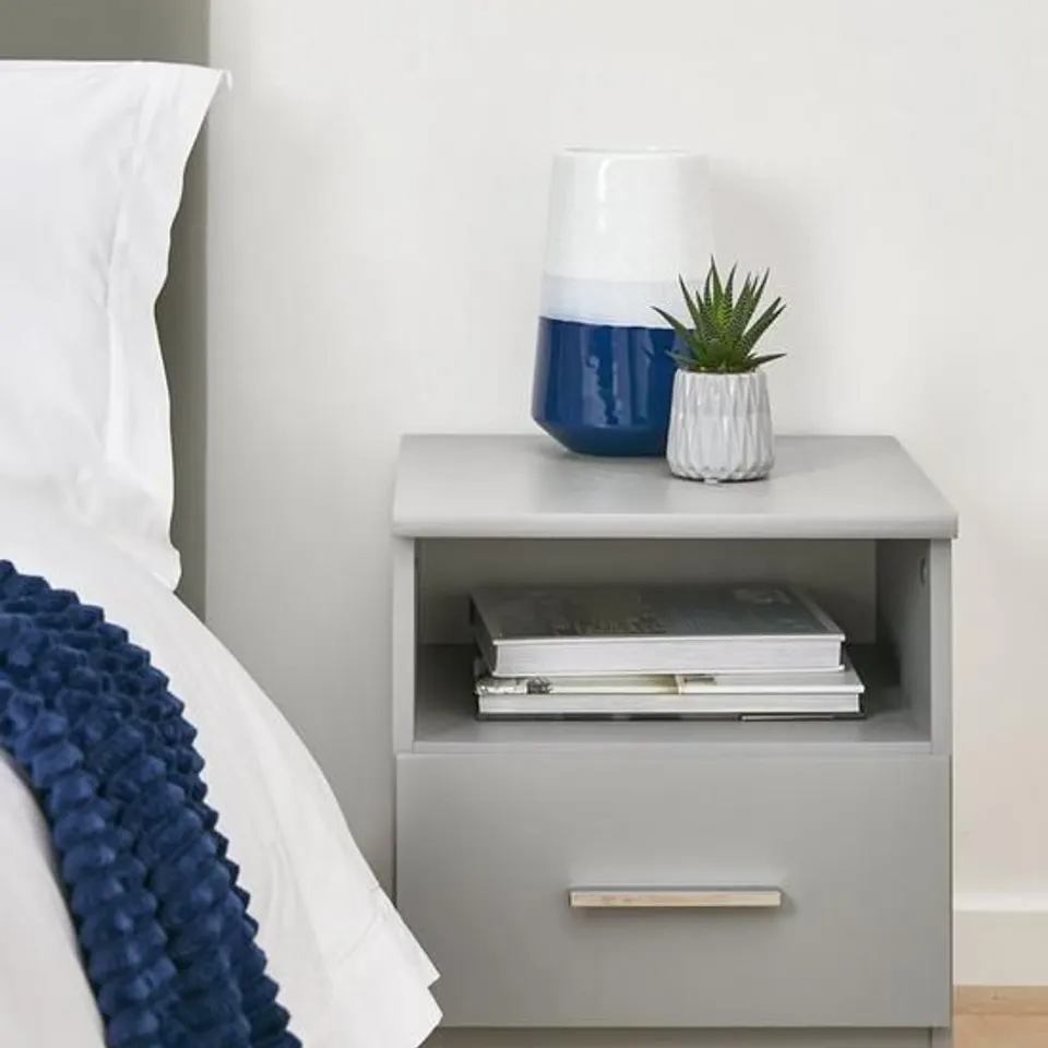BOXED PANAZA 1 DRAWER BEDSIDE TABLE GREY