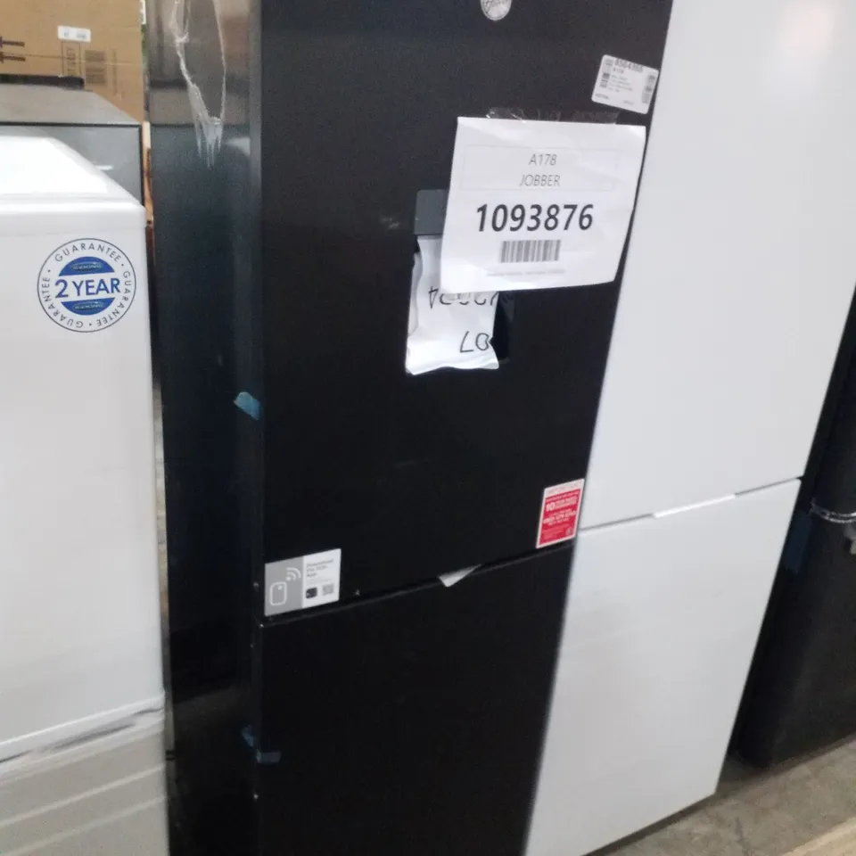 HOOVER 55CM WIDE LOW FROST COMBI FRIDGE FREEZER - UNPROCESSED RAW RETURN