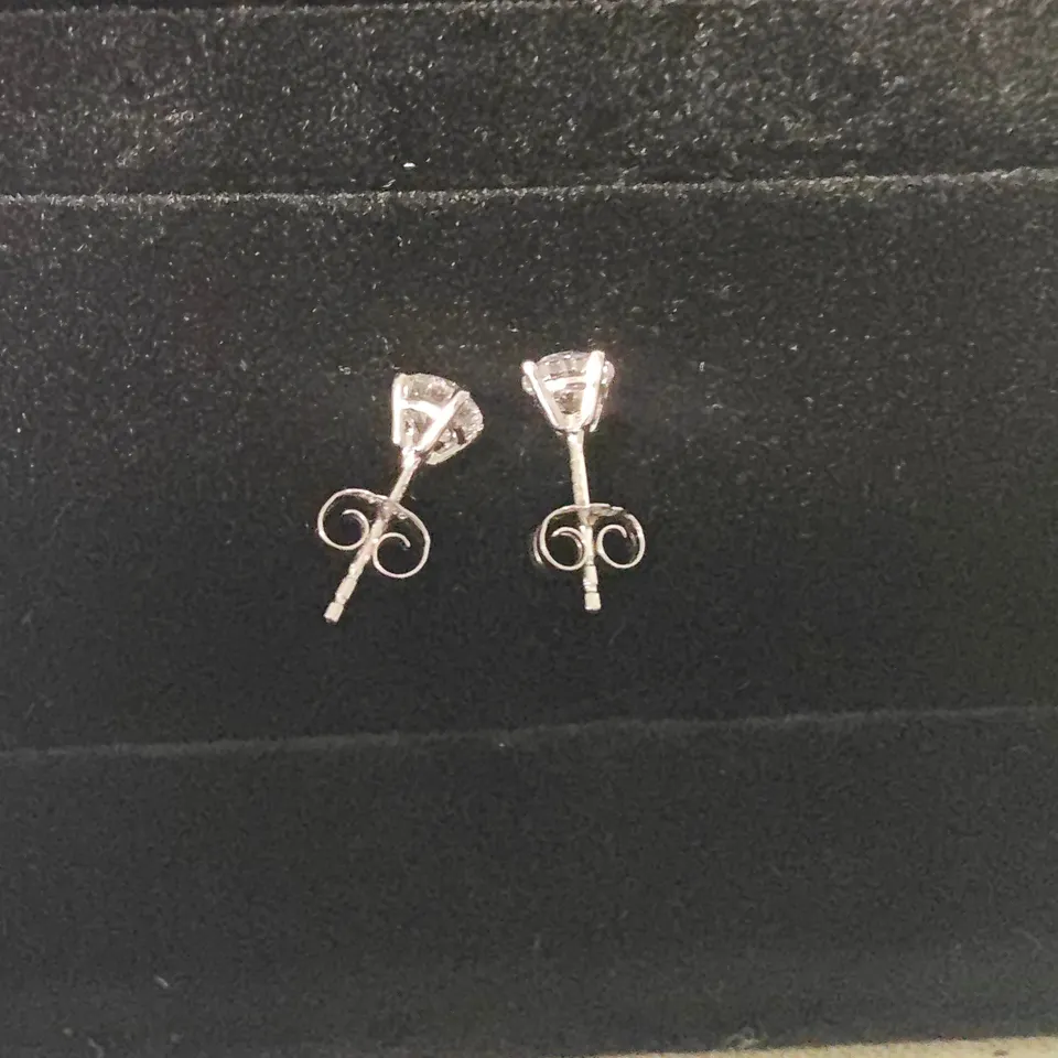 PLATINUM STUD EARRINGS SET WITH LAB GROWN DIAMONDS WEIGHING +-1.07CT