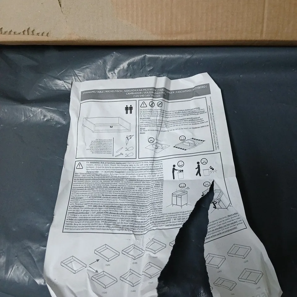 WOODEN BABY CHANGING TABLE WITH INSTRUCTIONS BOXED
