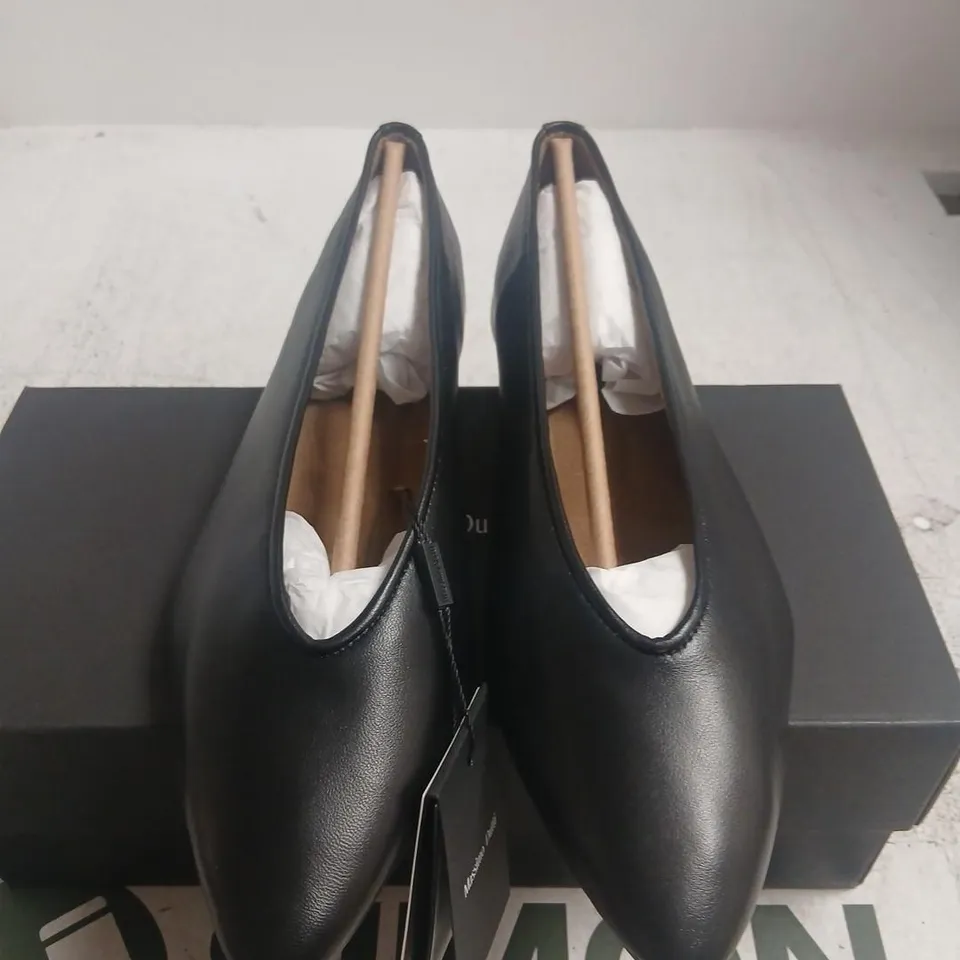 MASSIMO DUTTI BLACK LEATHER BALLERINA SHOES – UK 7 (EU 40)