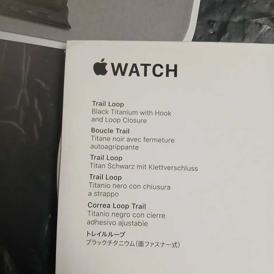 APPLE WATCH TRAIL LOOP STRAP – BLACK TITANIUM, 49MM, M/L (BOXED)