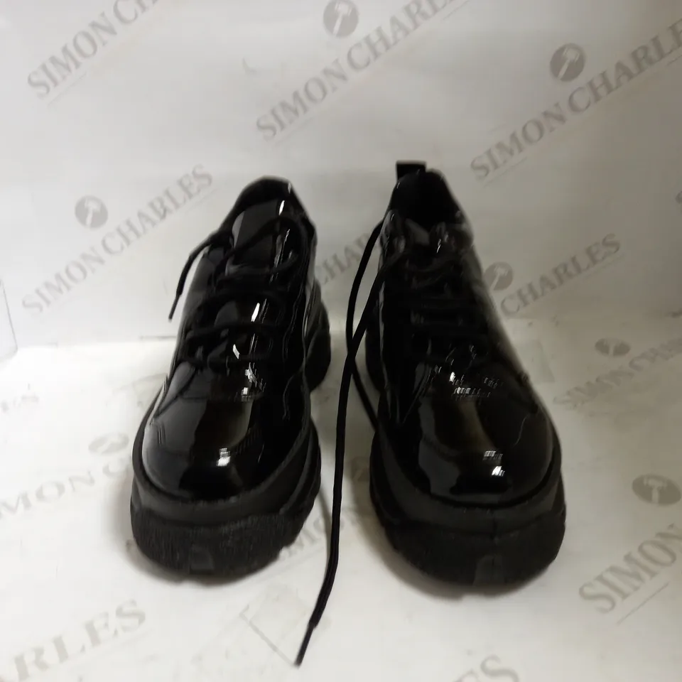 ASOS DESIGN PAVLOVA CHUNKY HIGH HEELED SHOES - BLACK SIZE UK 5 