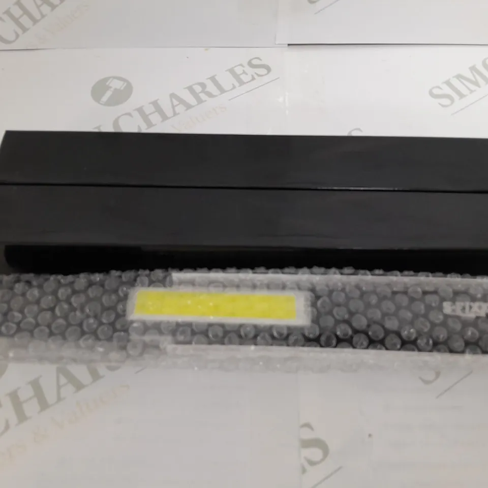 BOXED SET OF 2 SFIXX LED TORCH IN BLACK 