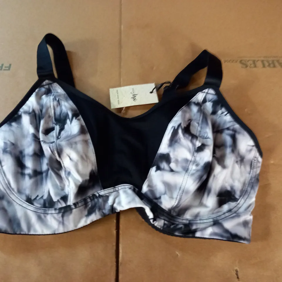 POUR MOI ENERGY EMPOWER U/W LIGHTLY PADDED CONVERTIBLE SPORTS BRA - UK 36FF