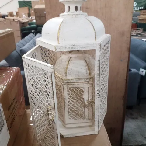 Boxed set of 2 white metal lanterns