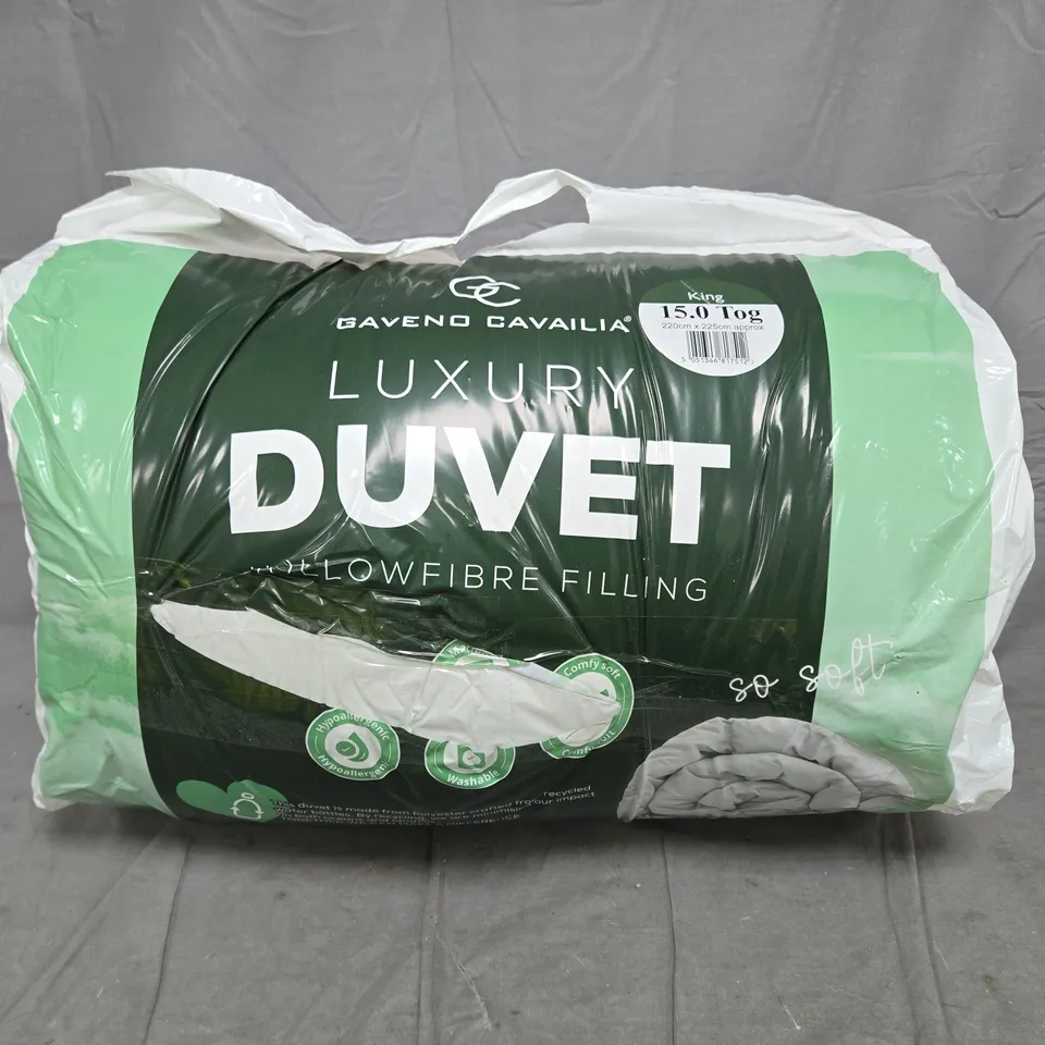 GAVENO CAVAILIA KING SIZE LUXURY DUVET - 15.0 TOG