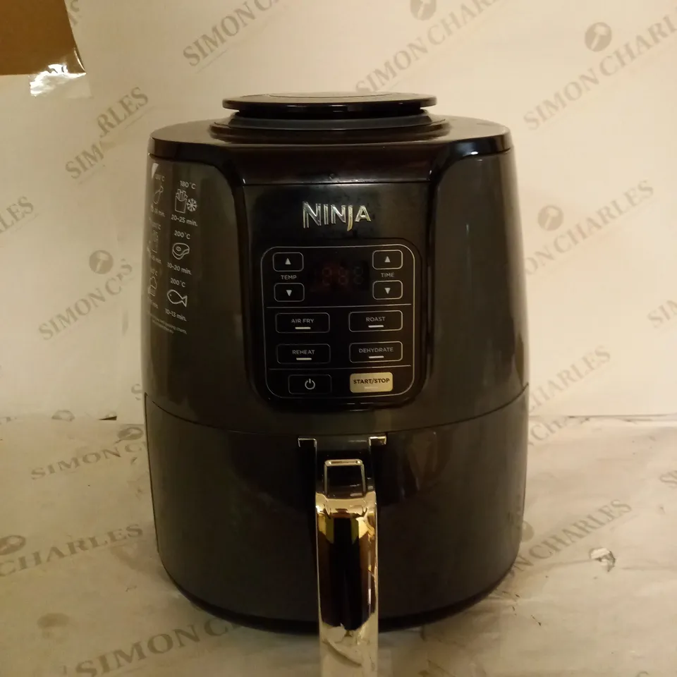 NINJA AIR FRYER 3.8L AF100UK