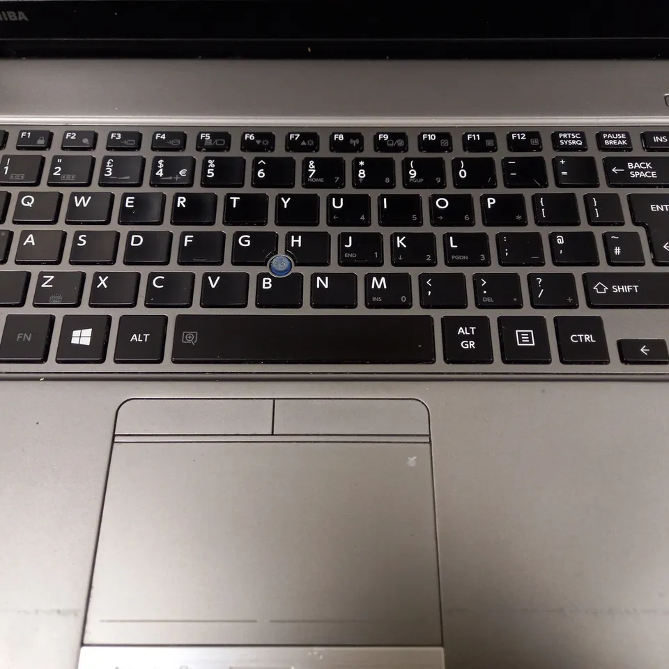 TOSHIBA TECRA Z40-A LAPTOP IN SILVER