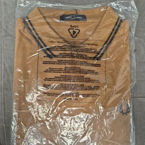 FRED PERRY TWIN TIPPED SHIRT IN MUSTARD SIZE LARGE