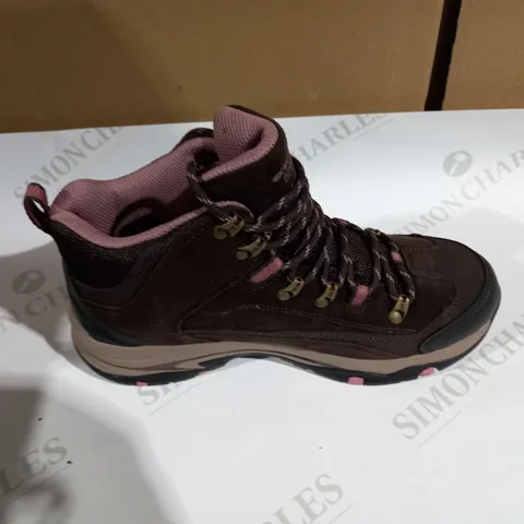 HIKING/WALKING BOOTS BY SKECHERS - BROWN & PINK - UK 6