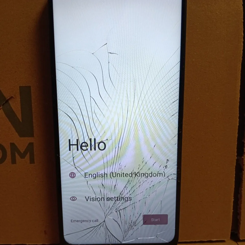 TCL 505 SMARTPHONE