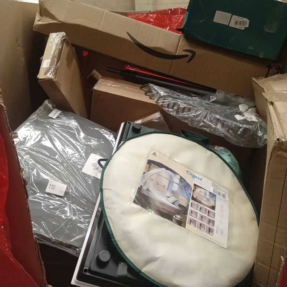 PALLET OF ASSORTED HOUSEHOLD GOODS AND PRODUCTS TO INCLUDE; GARMENT STEAMER, SLOW JUICER, RICE COOKER ETC