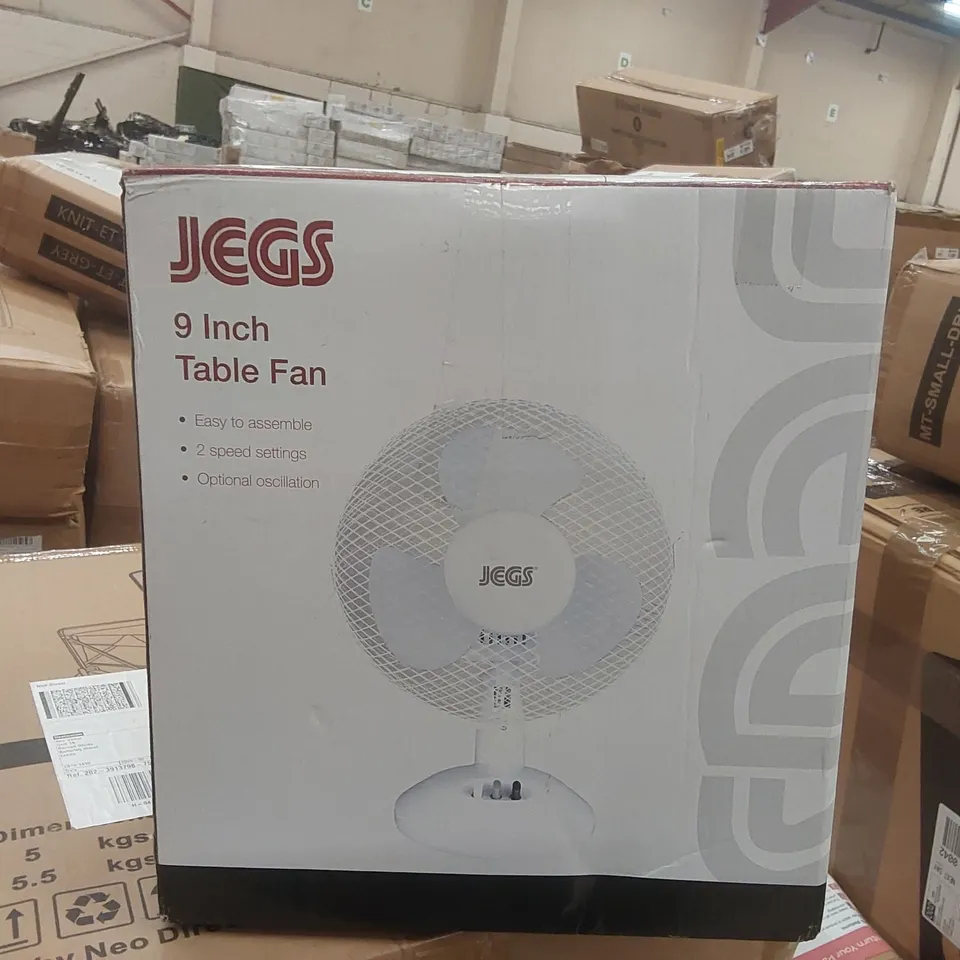 BOXED JEGS 9 INCH TABLE FAN