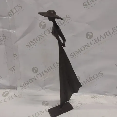 BOXED HIBBING SUMMER HAT GIRL IRON FIGURINE 33cm