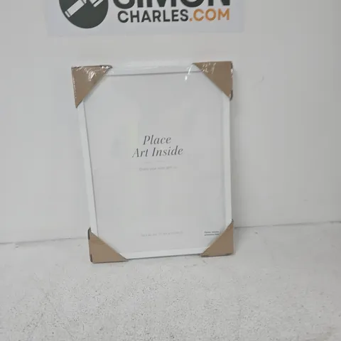 WHITE PICTURE FRAME WITH PLACEHOLDER INSERT β 'PLACE ART INSIDE'