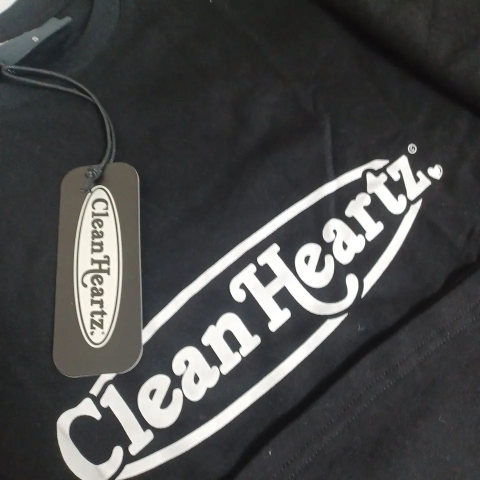 CLEAN HEARTZ SIGNATURE BLACK T-SHIRT - UK SIZE S