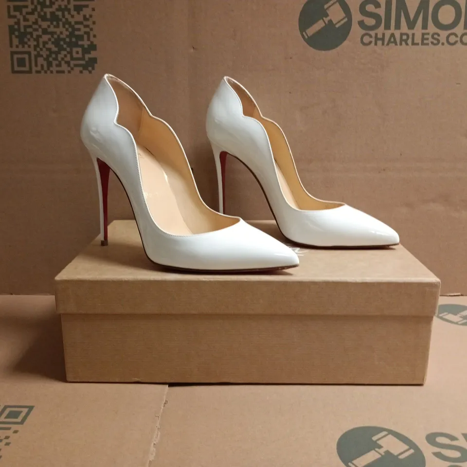 BOXED PAIR OF CHRISTIAN LOUBOUTIN POINTED TOE STILETTO HEELS IN WHITE SIZE EU 38.5