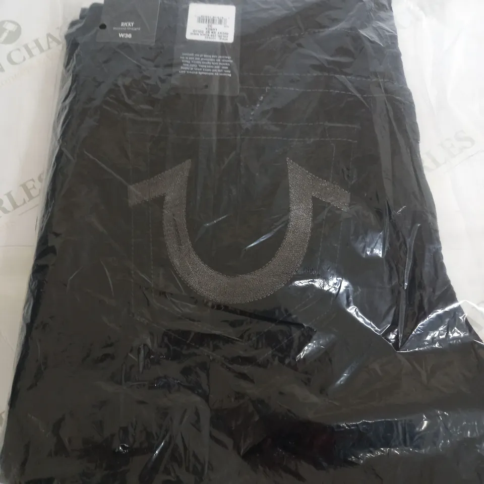 TRUE RELIGION RICKY RELAXED STRAIGHT JEANS IN BLACK - SIZE 36