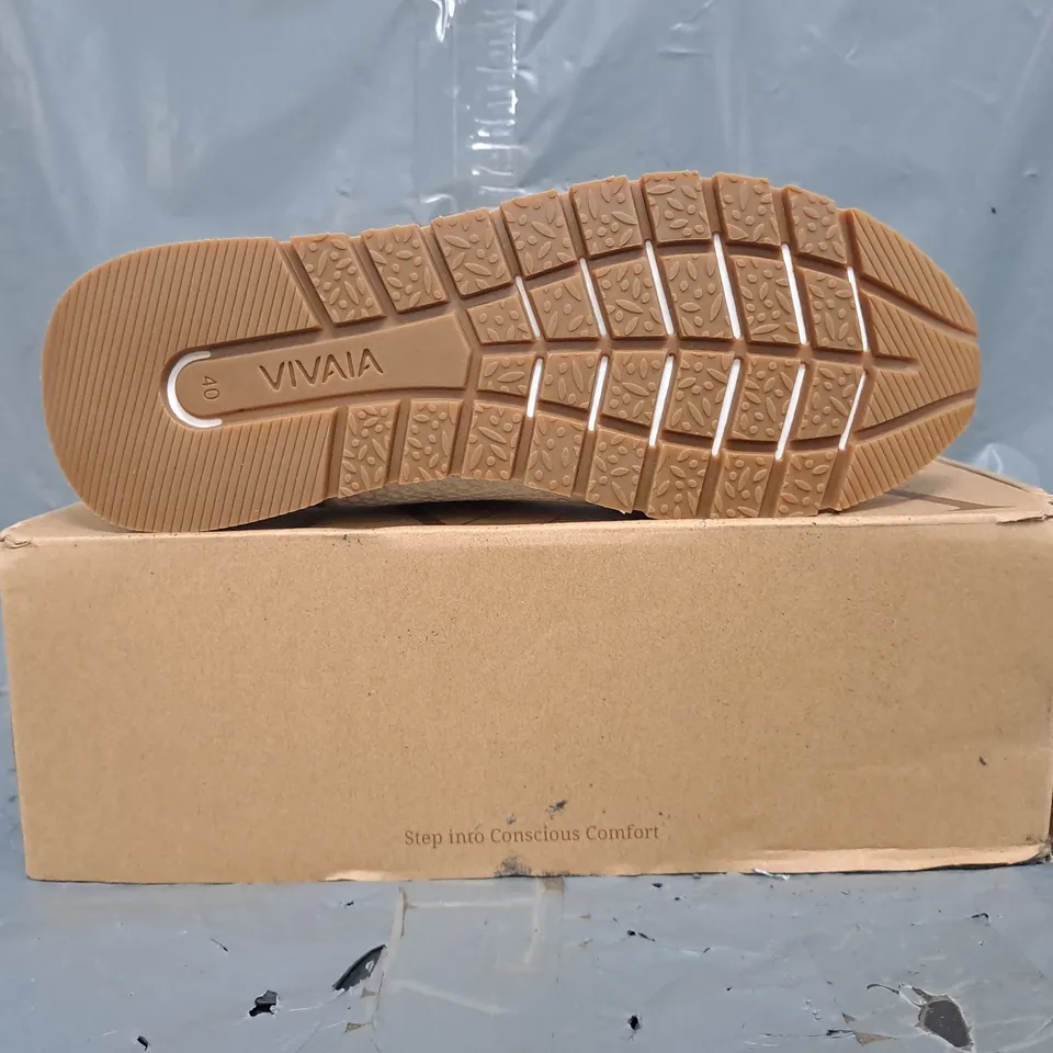 BOXED PAIR OF VIVAIA SHOES IN WHITE/BROWN SIZE EU 40