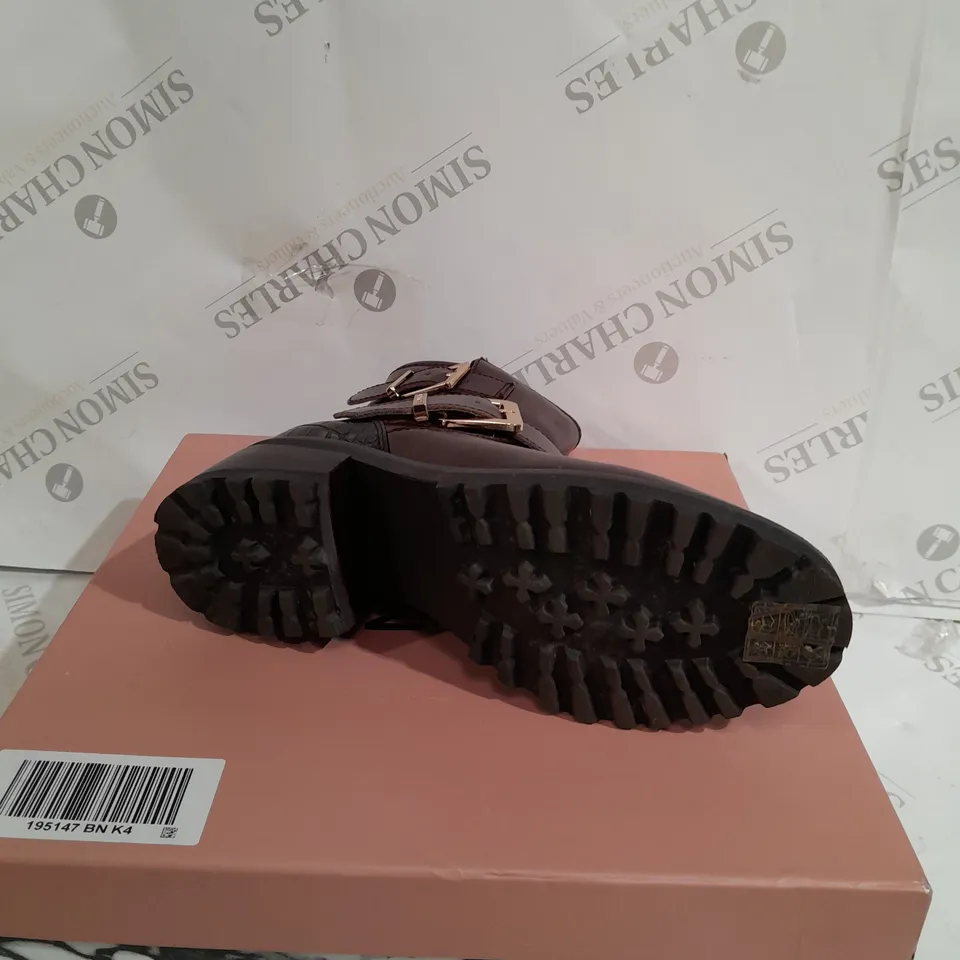 BOXED PAIR OF MODA IN PELLE CORNELIA BROWN LEATHER BOOTS SIZE 4