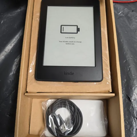 AMAZON KINDLE PAPERWHITE 6" E-READER (7TH GEN) – BOXED