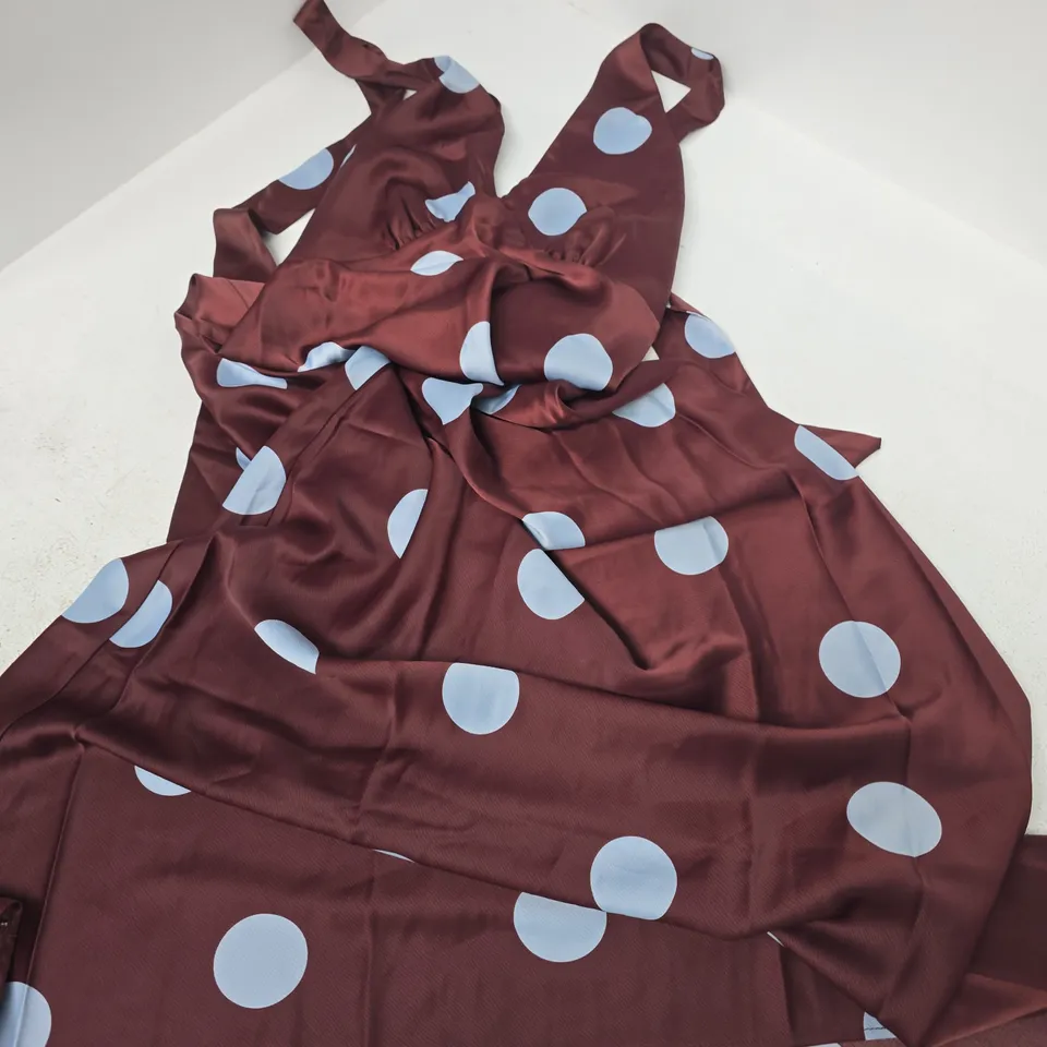 WILLOW SPOT CALI MIDAXI DRESS – UK 10 (EU 38) – BURGUNDY WITH LIGHT BLUE POLKA DOTS