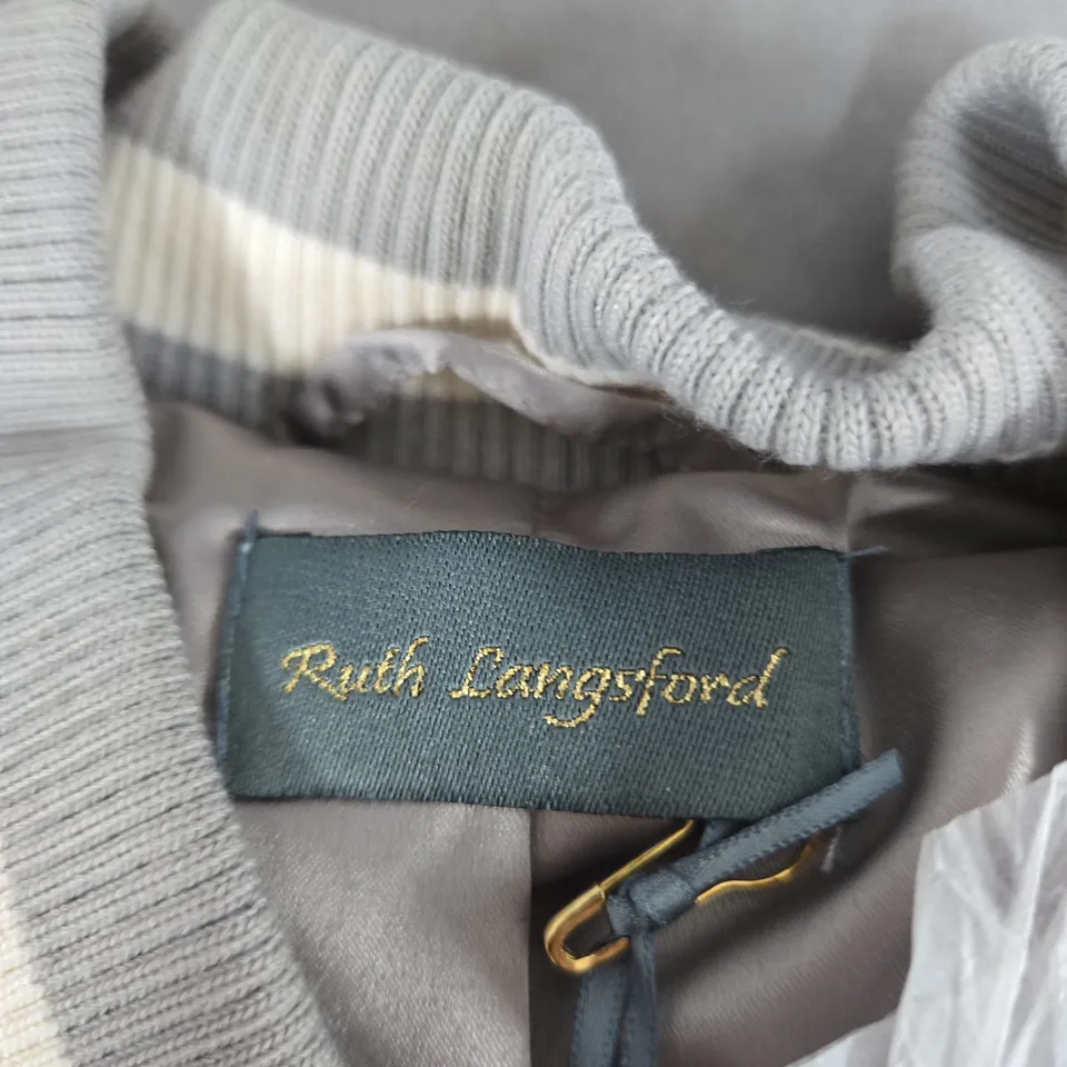 RUTH LANGSFORD GREY TEXTURED BOMBER JACKET – UK 14 (US 10)