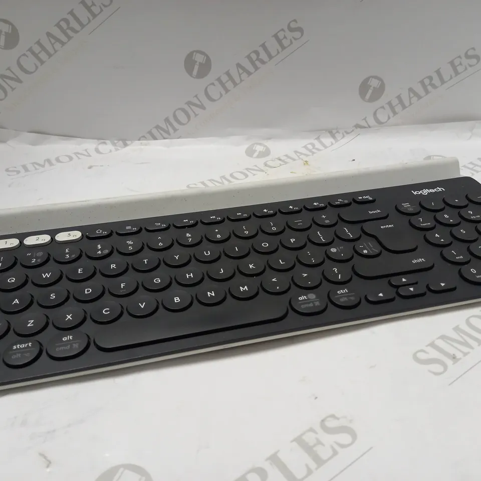LOGITECH K780 MULTIDEVICE KEYBOARD